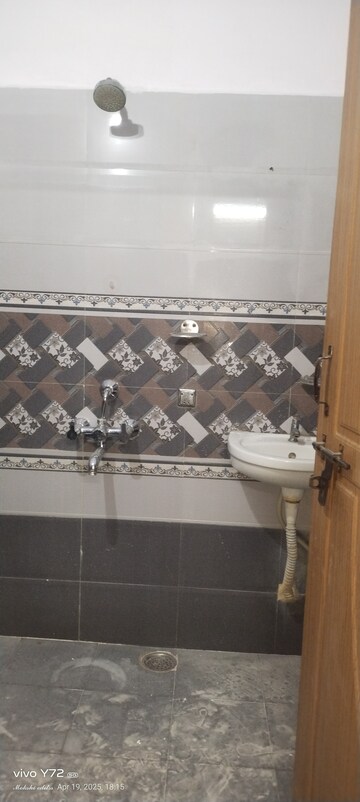 Attached Bathroom in 2 BHK Apartment at Pavani Laxmi Nivas, Madhapur – for Rent