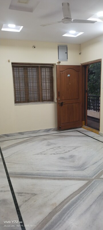 Room in 2 BHK Apartment at Pavani Laxmi Nivas, Madhapur – for Rent