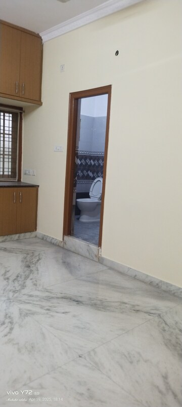 Room in 2 BHK Apartment at Pavani Laxmi Nivas, Madhapur – for Rent