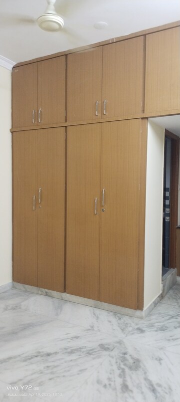 Room in 2 BHK Apartment at Pavani Laxmi Nivas, Madhapur – for Rent