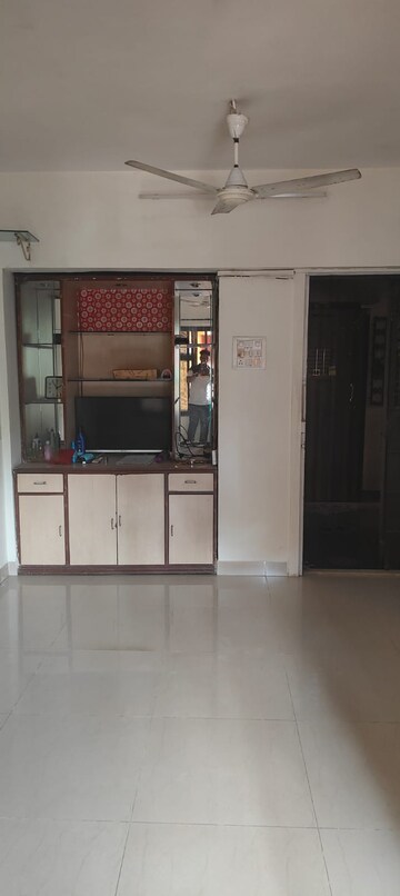 1 RK Apartment For Rent in Gokul Garden CHS, Kandivali East