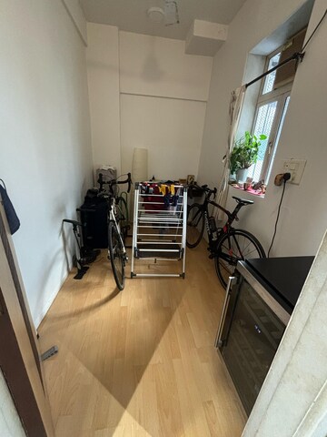  1.5 BHK Apartment at Bandra West – for Rent