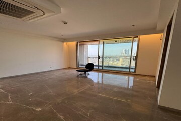 Room in 4 BHK Apartment at Mahalaxmi Arch, Mahalaxmi – for Rent