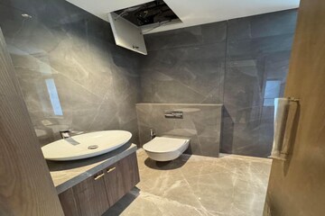 Attached Bathroom in 4 BHK Apartment at Mahalaxmi Arch, Mahalaxmi – for Rent