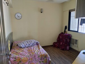Room in 2 BHK Apartment at Unnathi Woods Phase 1 And 2, Ghodbunder Road – for Sale