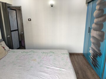 Room in 2 BHK Apartment at Unnathi Woods Phase 1 And 2, Ghodbunder Road – for Sale
