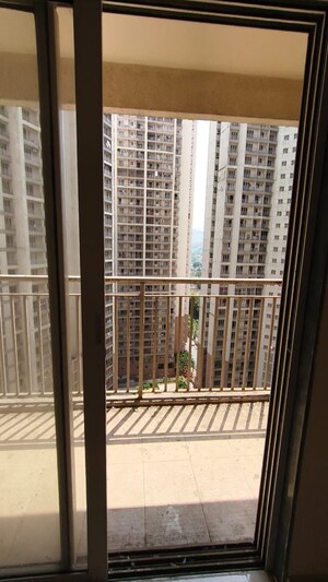 Balcony in 4 BHK Apartment at Indiabulls Greens, New Panvel – for Sale
