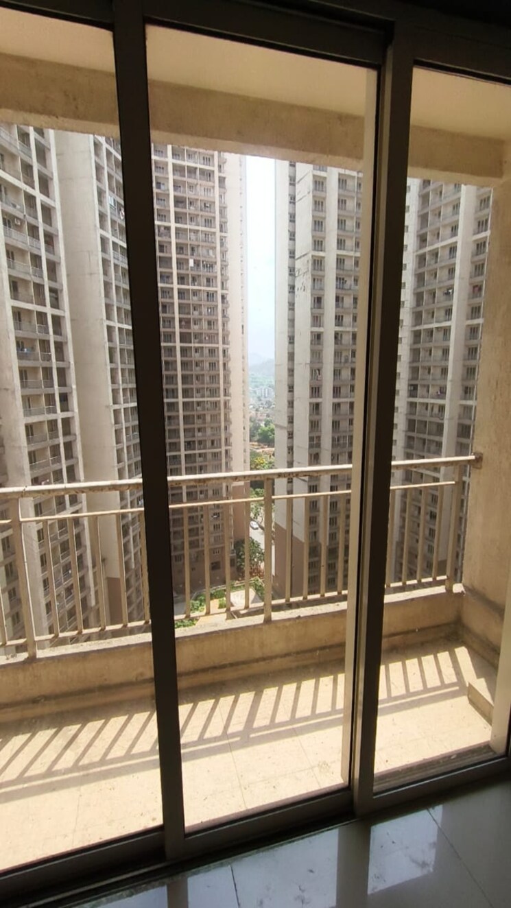 Balcony, indiabulls-greens 4 Bedroom 1582 Sq.Ft. Apartment In New Panvel Navi Mumbai 8512097