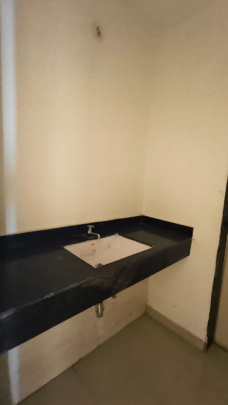 Attached Bathroom, indiabulls-greens 4 Bedroom 1582 Sq.Ft. Apartment In New Panvel Navi Mumbai 8512097