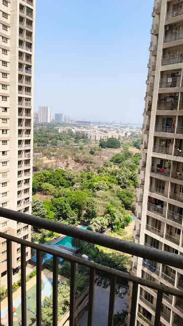 Balcony in 4 BHK Apartment at Indiabulls Greens, New Panvel – for Sale