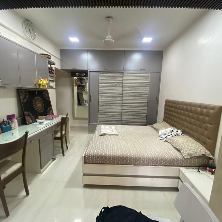 Room, bandra west 2 Bedroom 720 Sq.Ft. Apartment In Bandra West Mumbai 8512161