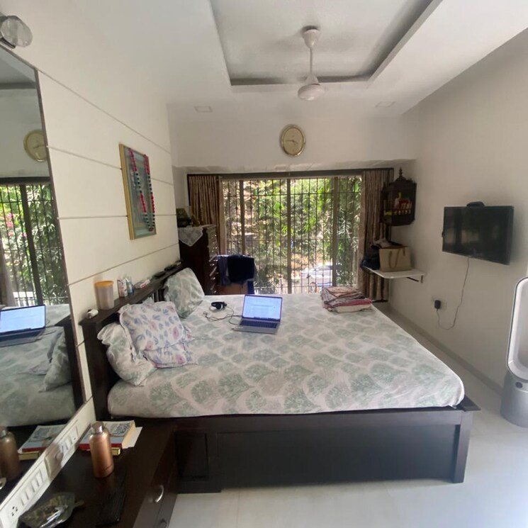 Room, bandra west 2 Bedroom 720 Sq.Ft. Apartment In Bandra West Mumbai 8512161