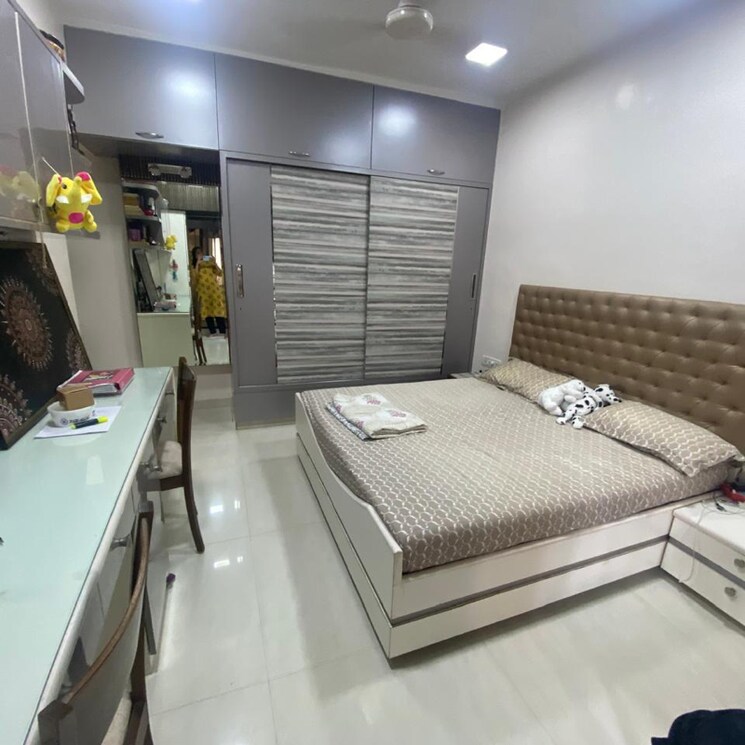 Room, bandra west 2 Bedroom 720 Sq.Ft. Apartment In Bandra West Mumbai 8512161