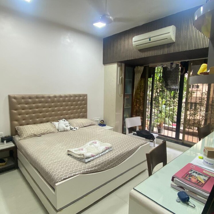 Room, bandra west 2 Bedroom 720 Sq.Ft. Apartment In Bandra West Mumbai 8512161