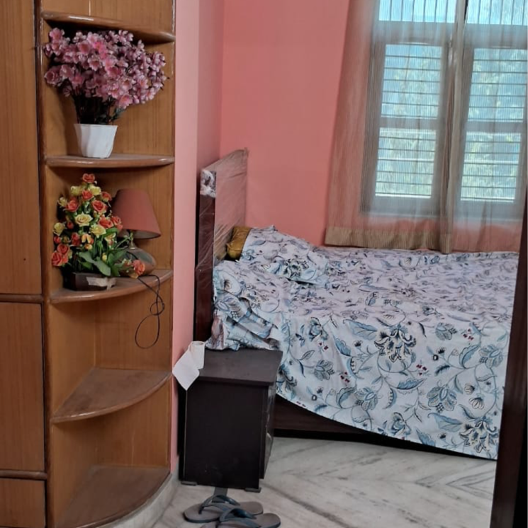 Room, sector 21 3 Bedroom 1600 Sq.Ft. Villa In Sector 21 Gurgaon 8512275