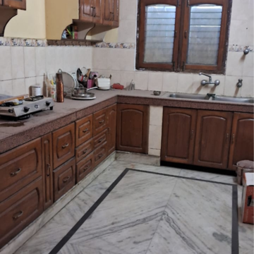 Kitchen in 3 BHK Villa at Sector 21 – for Rent