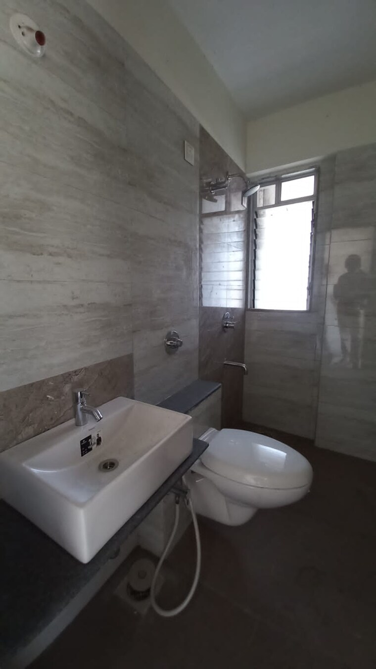 Bathroom, dhaval-sunrise-orlem 3 Bedroom 1110 Sq.Ft. Apartment In Malad West Mumbai 8512280