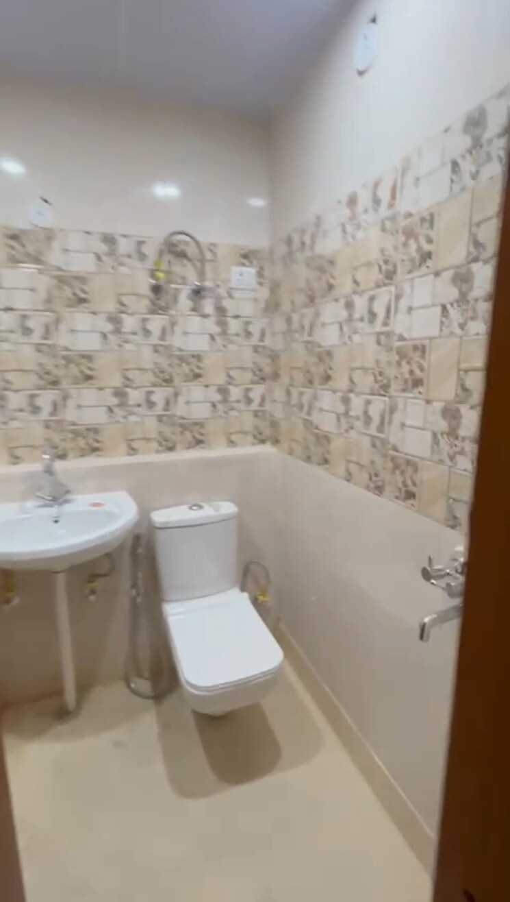 undefined, mehrauli 2 Bedroom 900 Sq.Ft. Builder Floor In Mehrauli Delhi 8512284