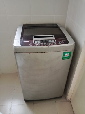  2 BHK Apartment at Omaxe Heights, Sector 86 – for Sale