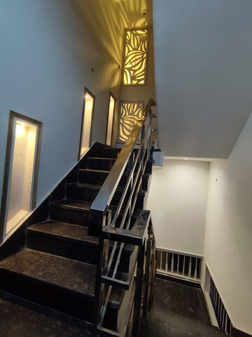 Staircase in 3 BHK Builder Floor at Puri Kohinoor, Sector 89 – for Rent