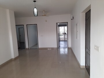 2 BHK Apartment For Rent in BPTP Discovery Park, Sector 80
