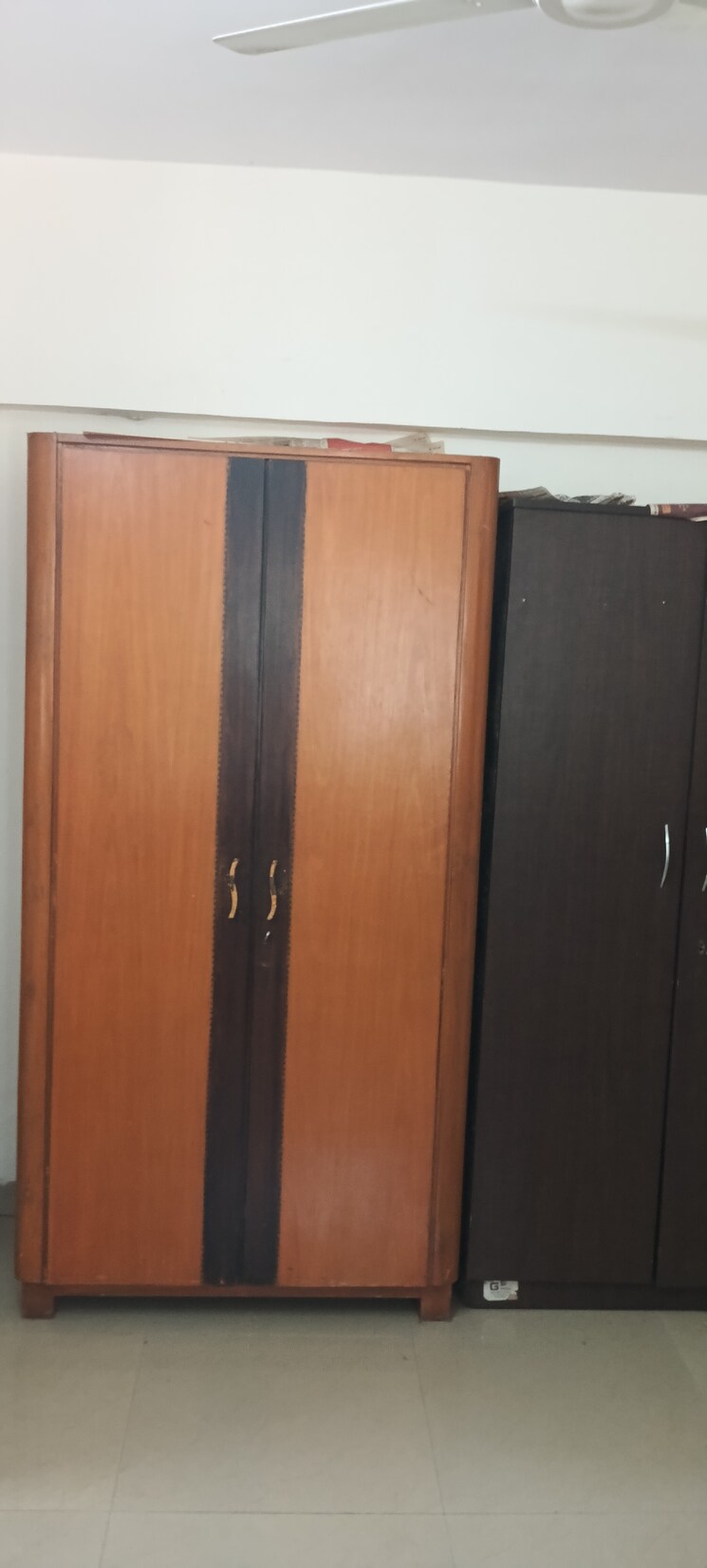 Room, lic colony 1 RK 300 Sq.Ft. Apartment In Lic Colony Mumbai 8512368