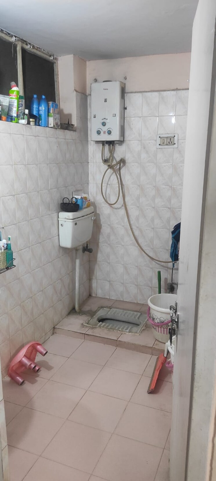 Attached Bathroom, uppal-southend 2 Bedroom 1400 Sq.Ft. Independent House In Sector 49 Gurgaon 8512408