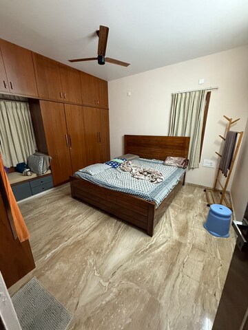 Room in 4 BHK Builder Floor at Hsr Layout – for Rent