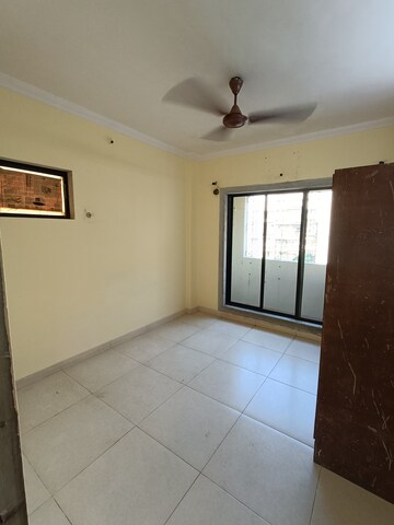 Room in 1 BHK Apartment at Sanpada – for Rent