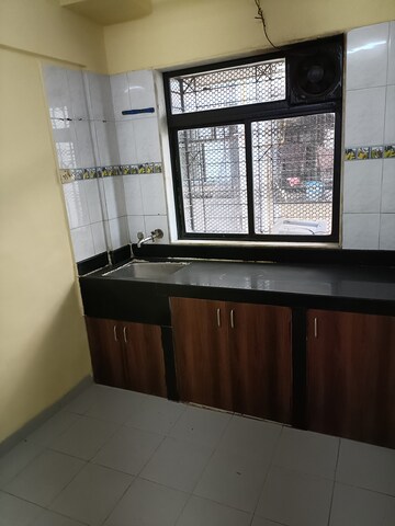 1 BHK Apartment For Rent in Sanpada
