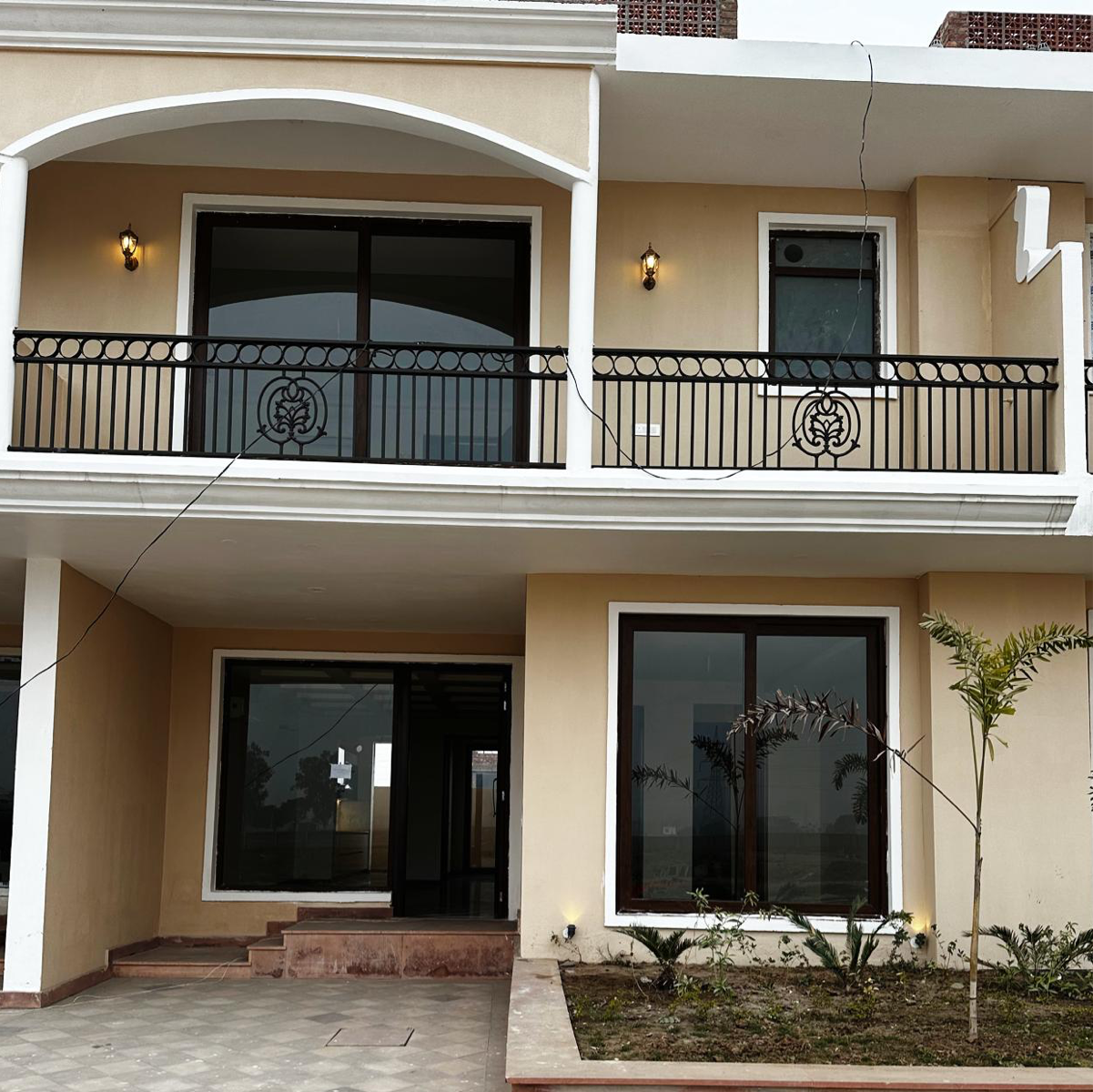 4 BHK + Pooja Room Villa For Sale in Daksh Real Estate