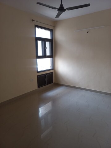 Room in 2 BHK Apartment at SRS Residency, Sector 88 – for Rent