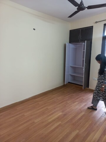 Room in 2 BHK Apartment at SRS Residency, Sector 88 – for Rent