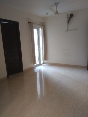 Room in 4 BHK Builder Floor at Sukhdev Vihar – for Sale