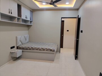 Room in 3 BHK Apartment at Acme Ozone, Manpada – for Rent