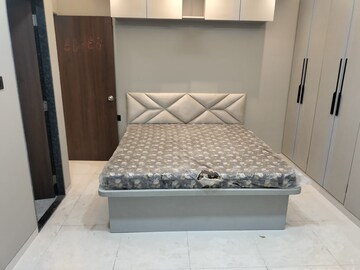 Room in 3 BHK Apartment at Acme Ozone, Manpada – for Rent