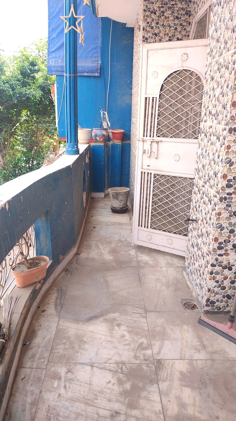 Balcony, vaishali extension 4 Bedroom 1700 Sq.Ft. Builder Floor In Vaishali Extension Ghaziabad 8512479