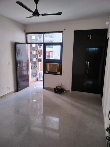 Room in 3 BHK Apartment at SRS Residency, Sector 88 – for Rent