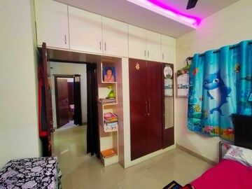 Room in 2 BHK Apartment at Kukatpally – for Sale