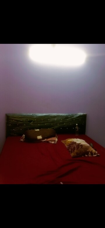 Room in 2 BHK Apartment at Penta Homes, Vip Road – for Rent