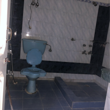 Attached Bathroom in 3.5 BHK Villa at Sector 23 – for Rent