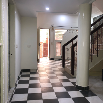 Living Room in 3.5 BHK Villa at Sector 23 – for Rent