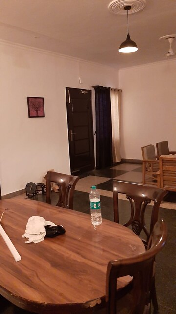 Living Room in 3 BHK Builder Floor at Sector 46 – for Rent
