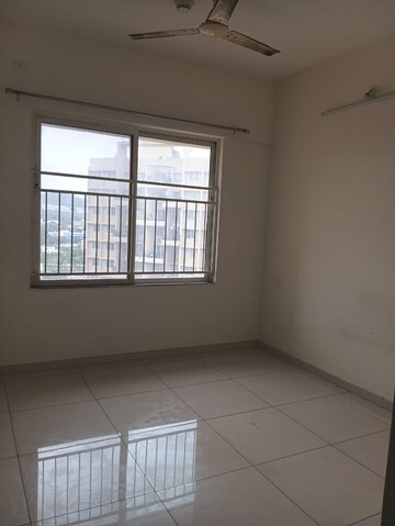 1 BHK Apartment For Rent in Kolte Patil Life Republic, Hinjewadi