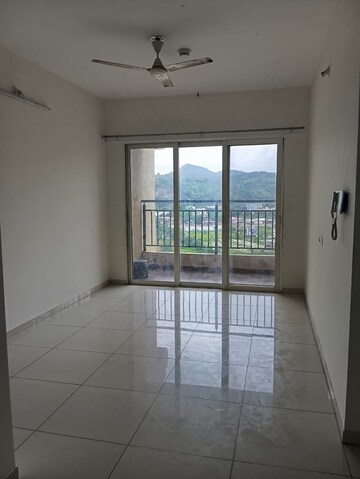 Room in 1 BHK Apartment at Kolte Patil Life Republic, Hinjewadi – for Rent