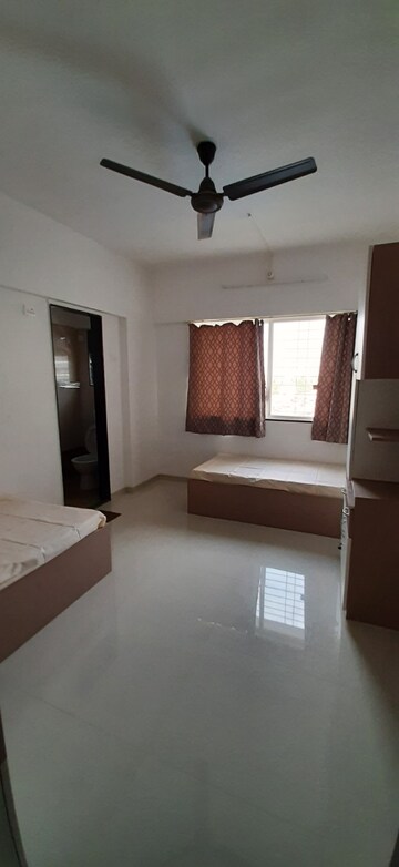 Room in  Pg at Shivajinagar – for Rent