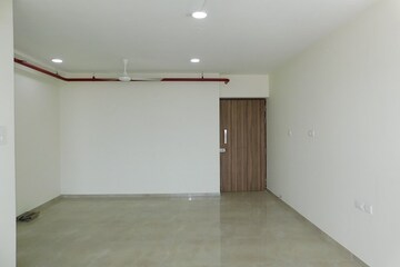 2 BHK Apartment For Rent in Sheth Irene, Malad West