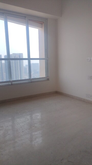 2 BHK Apartment For Rent in Acme Stadium View, Andheri West