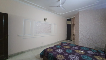 Room in 3 BHK Builder Floor at Greater Kailash I – for Rent