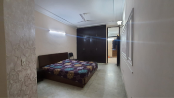 Room in 3 BHK Builder Floor at Greater Kailash I – for Rent